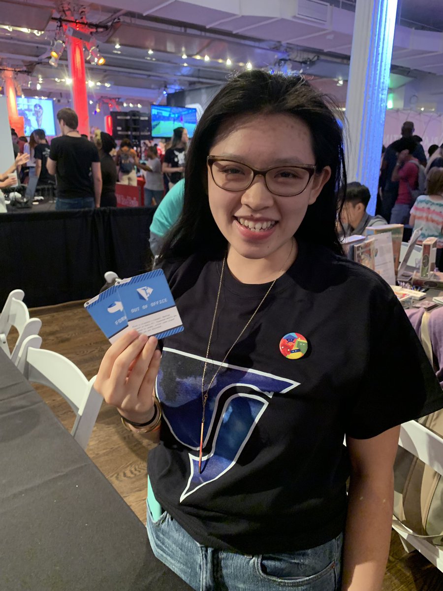 AHLStudios's tweet photo. @Zer0Inbox after backstabbing and forwarding a bunch of emails @JuliaJongDesign came out the victor! What a fun game! Cannot wait to own it and play it at every office meeting #PlayNYC @Playcrafting #AHLStudios https://t.co/yLCGYVn7y2
