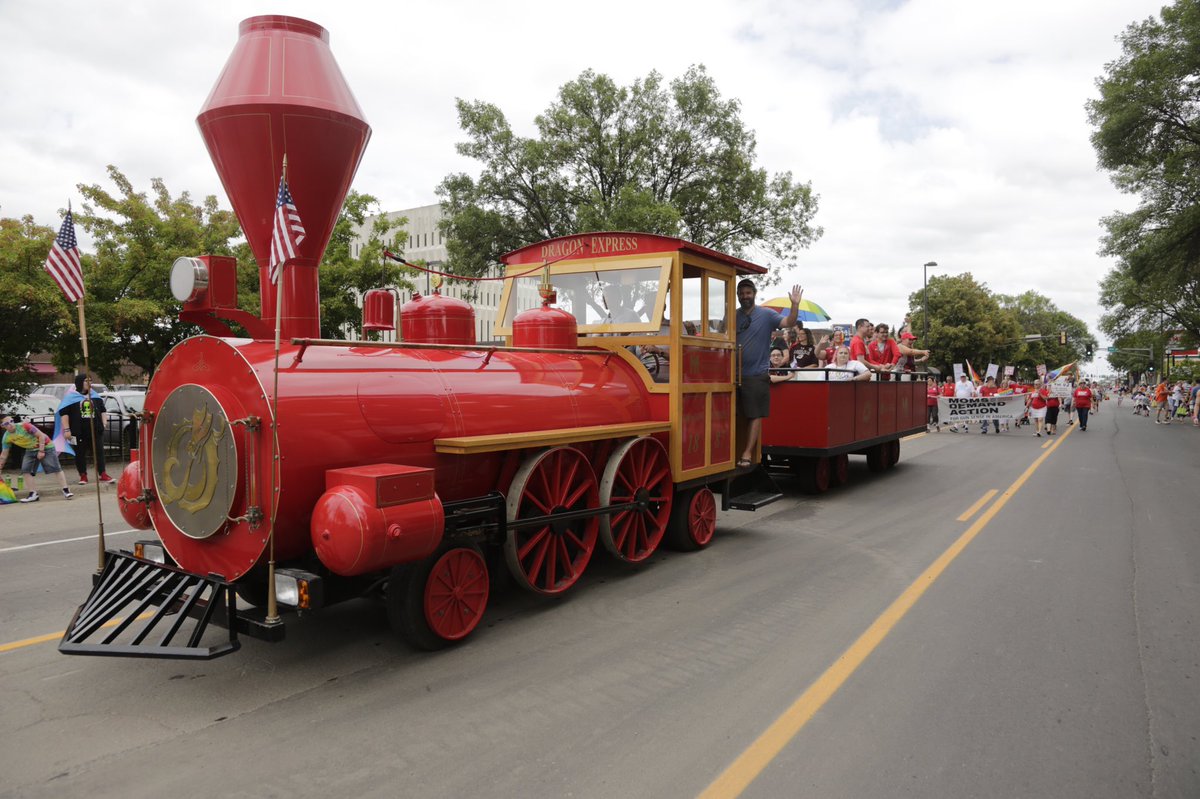 MSUMoorhead's tweet photo. We love the FM Pride parade and glad to have the Dragon Train participate. https://t.co/Mz1bFKTed8