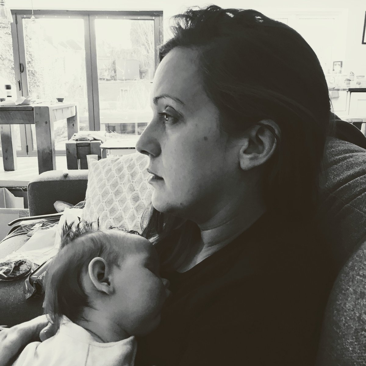 LittleHandsLea1's tweet photo. Who am I? I have lost my identity. I am no longer who I used to be. I am simply known as Mummy. How do I find myself again? https://t.co/ytxLQ2AP2v
#maternalmentalhealth #sahm #parentingblog #mummyblog #Mindfulness #honestmum #bekindtoyourself https://t.co/AXLrtokJQ5