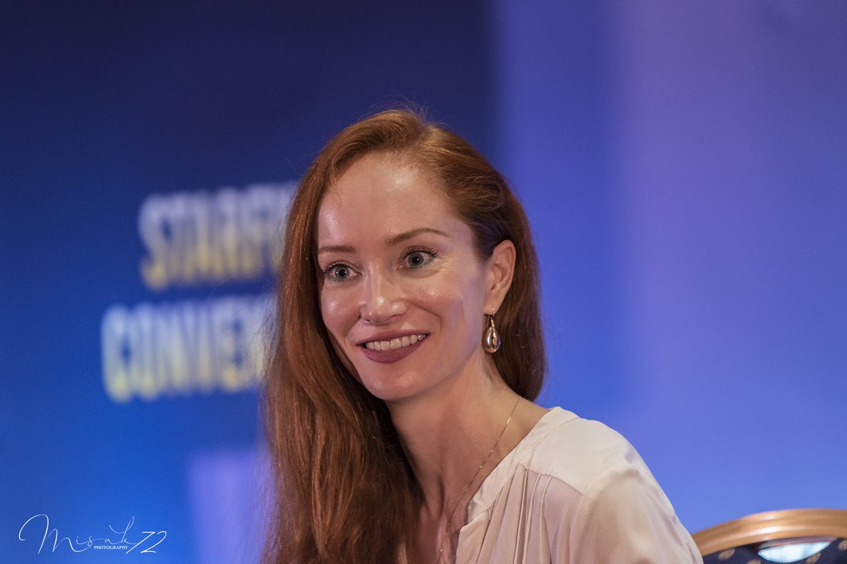 Misak72's tweet photo. Sunday Q&amp;A Lotte and  Lauren I. #Highlanders4 #lotteverbeek #laurenlyle https://t.co/hX7Vsezwhe