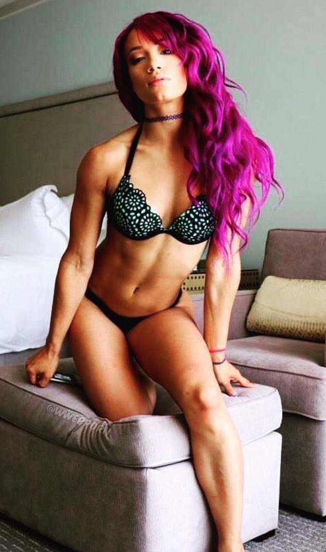 Sasha Banks

RT for "Smash"
Like for "Pass"

#Summerslam⁠ ⁠⁠#WWE