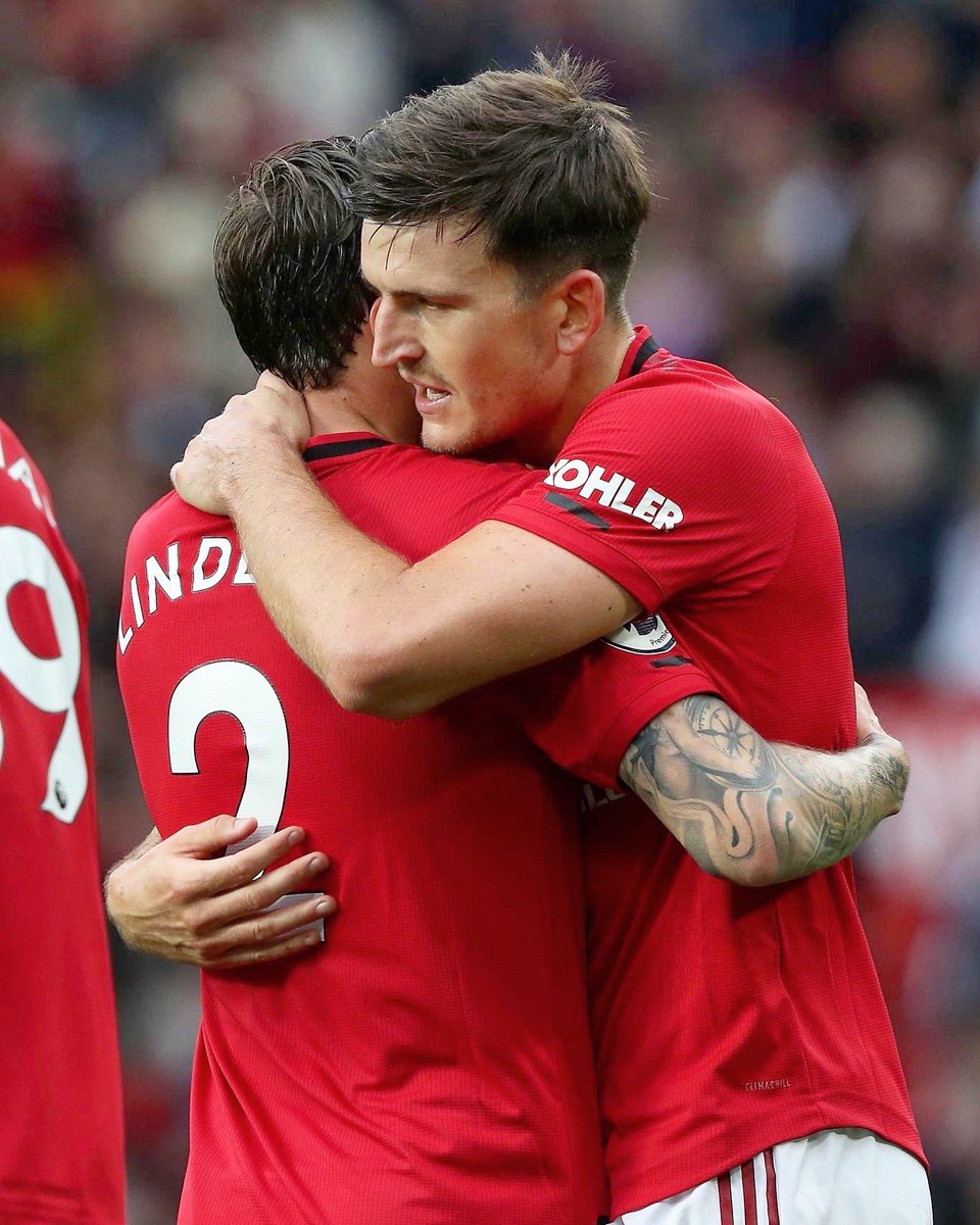 BusbyBulletin's tweet photo. Still buzzing from that performance, here’s a dope pic of our rock solid center duo! 😍 https://t.co/YEIMY4qIUg
