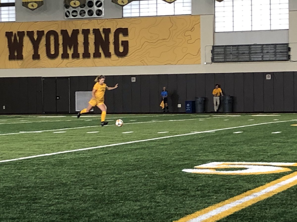 Gold and White scrimmage is under way!! #OneWyoming #GoWyo