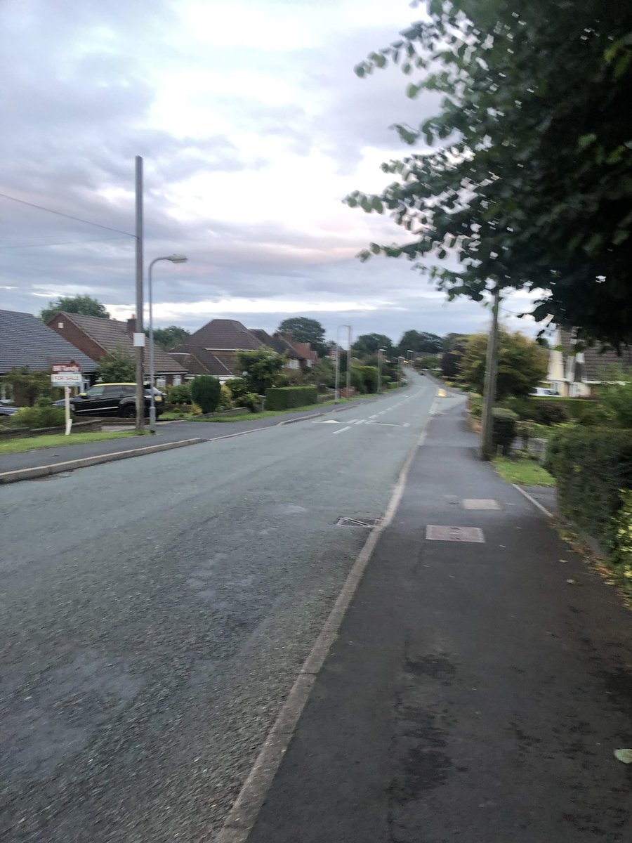 mdoh1979's tweet photo. #C25K week 5 run 3. So a boring photo but this evenings #run I was not prepared for the emotion that poured out after finishing. I never thought I’d be able to do that. #ificanyoucan @UKRunChat #ukrunchat #sohappy #RunningRules https://t.co/hXilYpPSkT