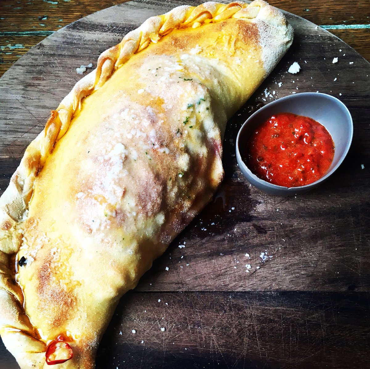 milfordcreeds's tweet photo. Awesome Calzone Carne Piccante!ππ - Zizzi, Intu Derby
.
@wearezizzi #ZizziGoodTimes
.
#CalzoneCarnePiccante #Calzone #Zizzi #IntuDerby #DerbyIntu #Intu #Derby #Italian #Pizza https://t.co/1oJ2y4x1aY