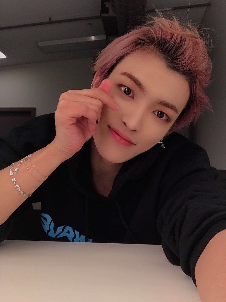 chansunbaenim's tweet photo. my pretty fairy ✨👼 https://t.co/qtYtpID4DE