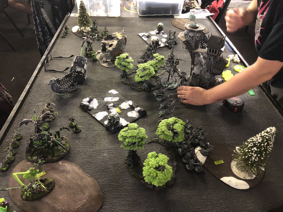 GreeneJJ18's tweet photo. As dope a weekend as usual from @the_black_sun... #BLACKOUT19 was amazing, and has left me super jazzed for hobby... even inspired to buy my first ever battletome that isnโt a sylvaneth one! ๐ฑ๐ฑ๐ฑ https://t.co/zdnnwifK7a