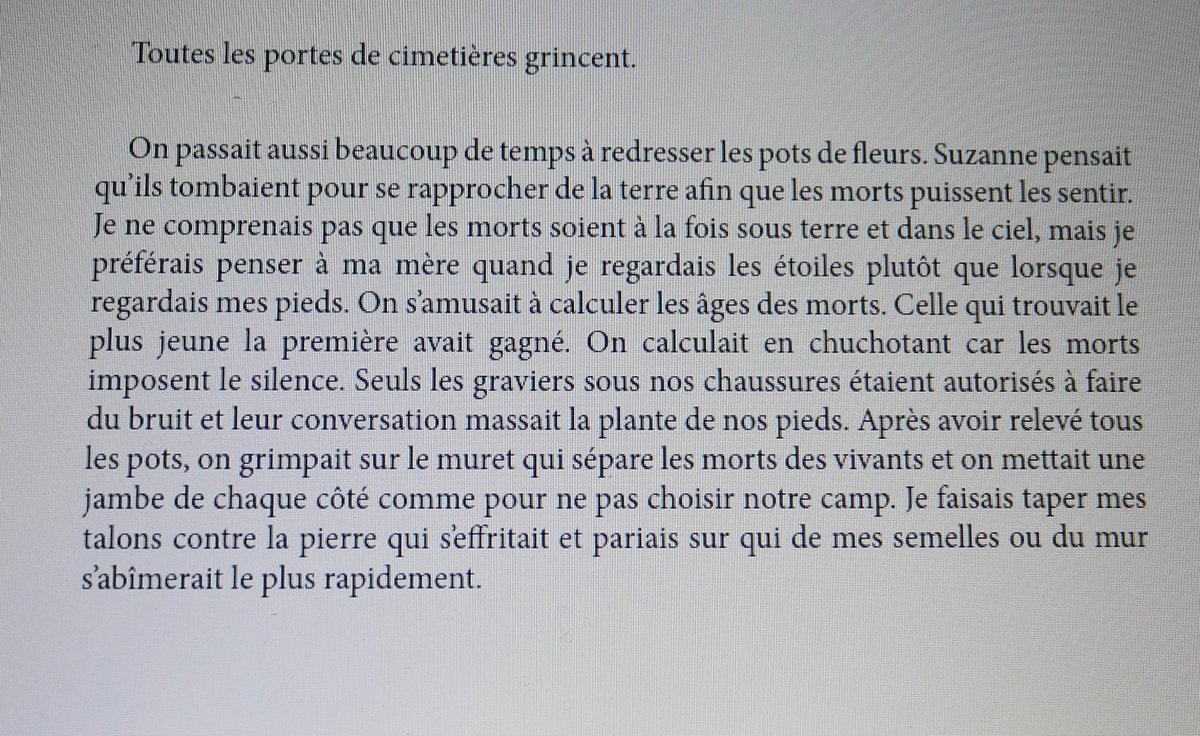 Matatoune1's tweet photo. Avec « A la demande d’un tiers », Mathilde Forget signe un premier roman atypique où les souvenirs sont évoqués à hauteur de l’enfant
chronique ici
https://t.co/kkPNADDVmd
#NetGalleyFrance et #Grasset pour #ÀlaDemandeDunTiers #rentréelittéraire #prixfnac #rentréelitéraire https://t.co/7Pz6dUX7if