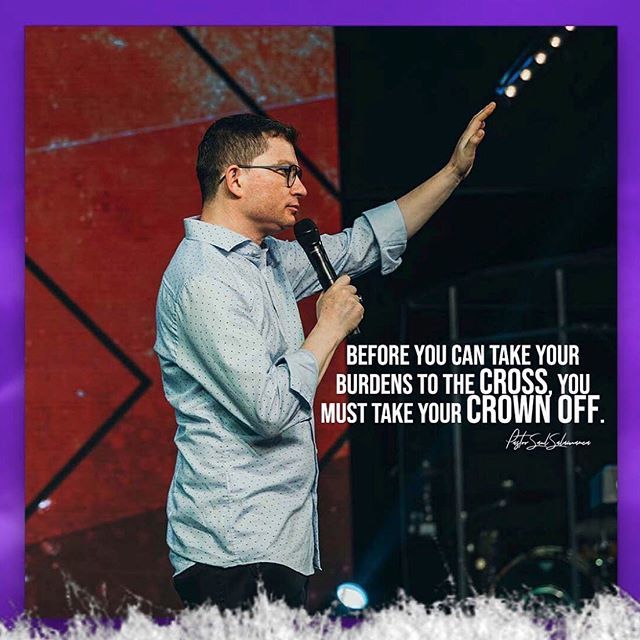 WordofLifeHI's tweet photo. “Before you can take your burdens to the Cross, you must first take your crown off.” Pastor Saúl Salamanca #G12Hawaii #BackToTheStart2019
• • •
A great message from Pastor Saúl! We are all born free but throughout life, we pick up many burdens. We ca… https://t.co/hTLbuaWvRE https://t.co/nHBh9qx5Pr