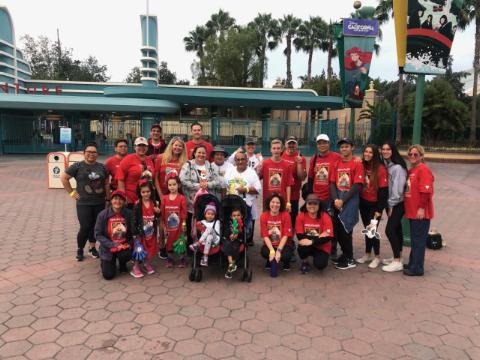 ElCapitanDist's tweet image. #chocwalk @Disneyland  Our 17th yr #OurBuddyKevin team