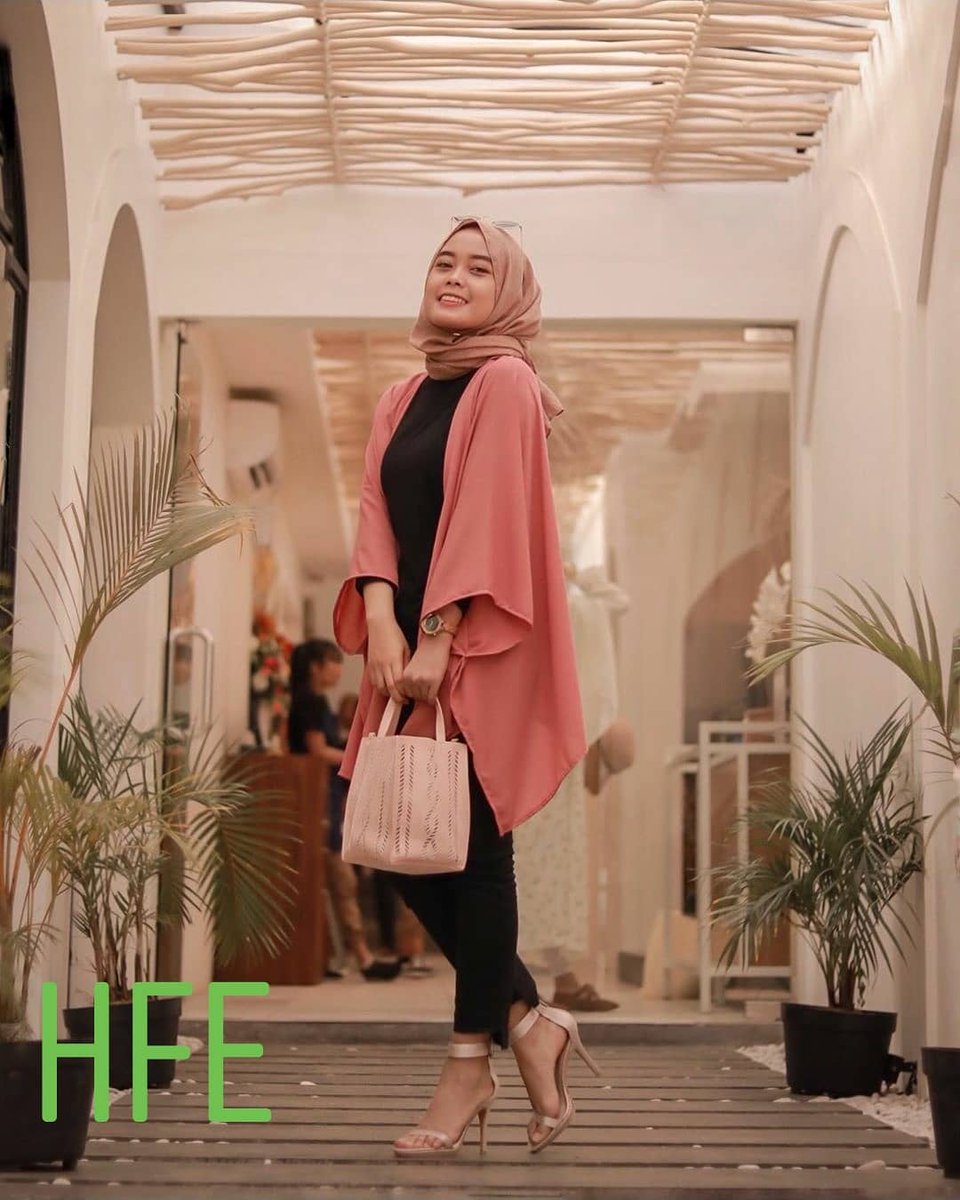 Off0off's tweet photo. #Jilboobers #Hijaboobs #Toge x Irene Kristyn https://t.co/odKs4wboLd