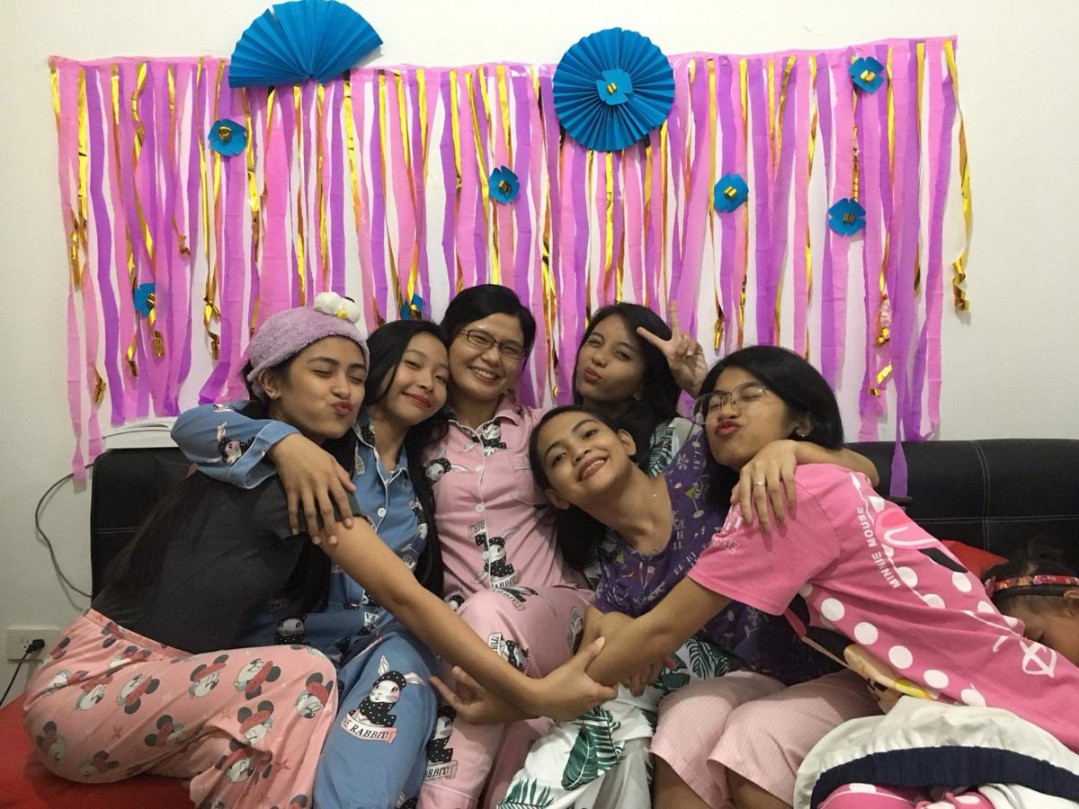 aprilxianne's tweet photo. I'm blessed to have them.β‘
#teamGanda #SisterinCHRIST https://t.co/Wvq4bBHJvb