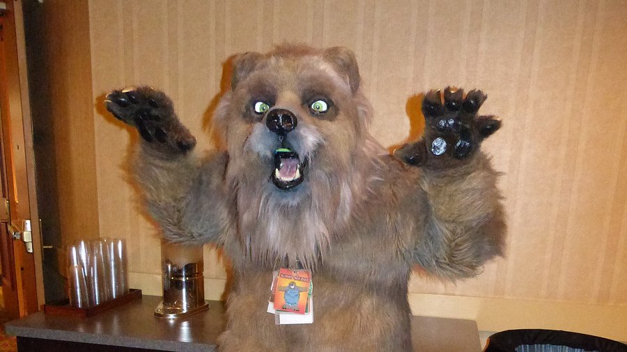 New #fursuit review (written by askpapabear.com):

[YES] Grubbs Grizzly Fullsuit by <a href="/TheBeastcub/">TheBeastcub</a>!

Read it here:
fursuitreview.com/blog/2019/08/1…