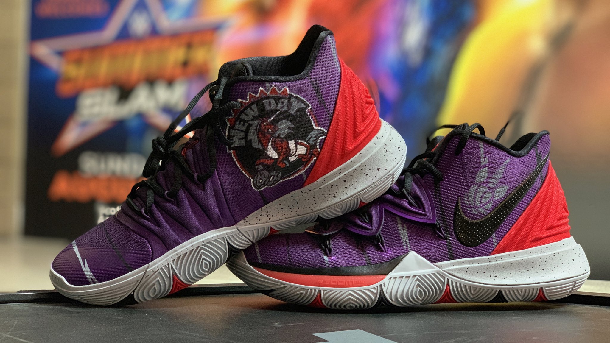 Kofi kingston kyrie 4 hotsell
