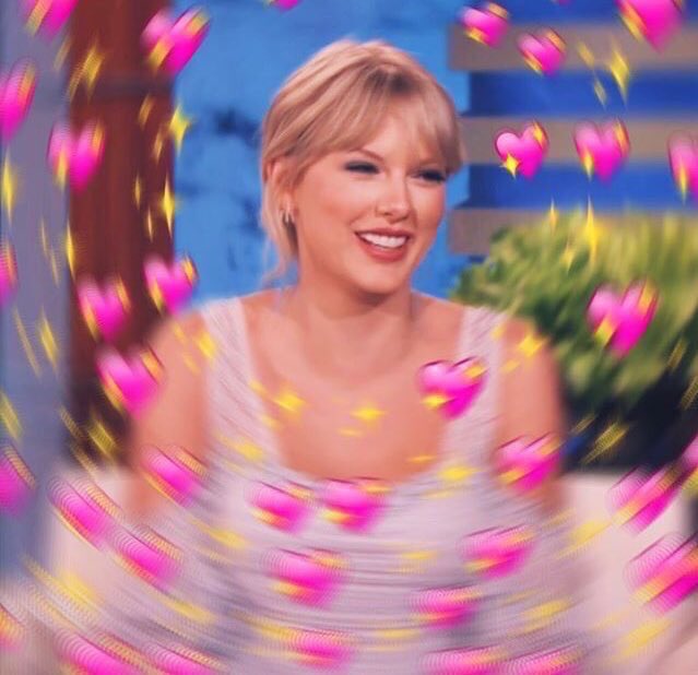 nayyyyomi's tweet photo. @taylornation13 JE SUIS CALME!! #SwiftiesTCAParty @taylornation13 @taylorswift13 https://t.co/BmRmh5T8A0