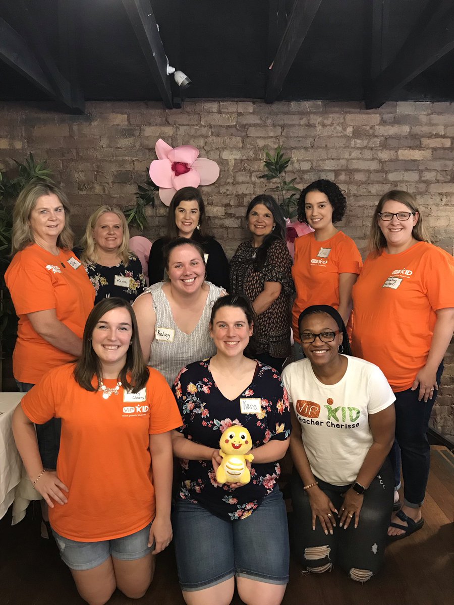 CherisseDukes's tweet photo. I am so glad I got to meet so many local teachers! VIPKID Texas Teacher Meetup! 
🇨🇳👩🏾‍💻🍎🧡🇺🇸
#VipKidTexas, #TeachGlobally, #WorkLocally, #MultiStreamOfIncome https://t.co/ecyYFhkyWK