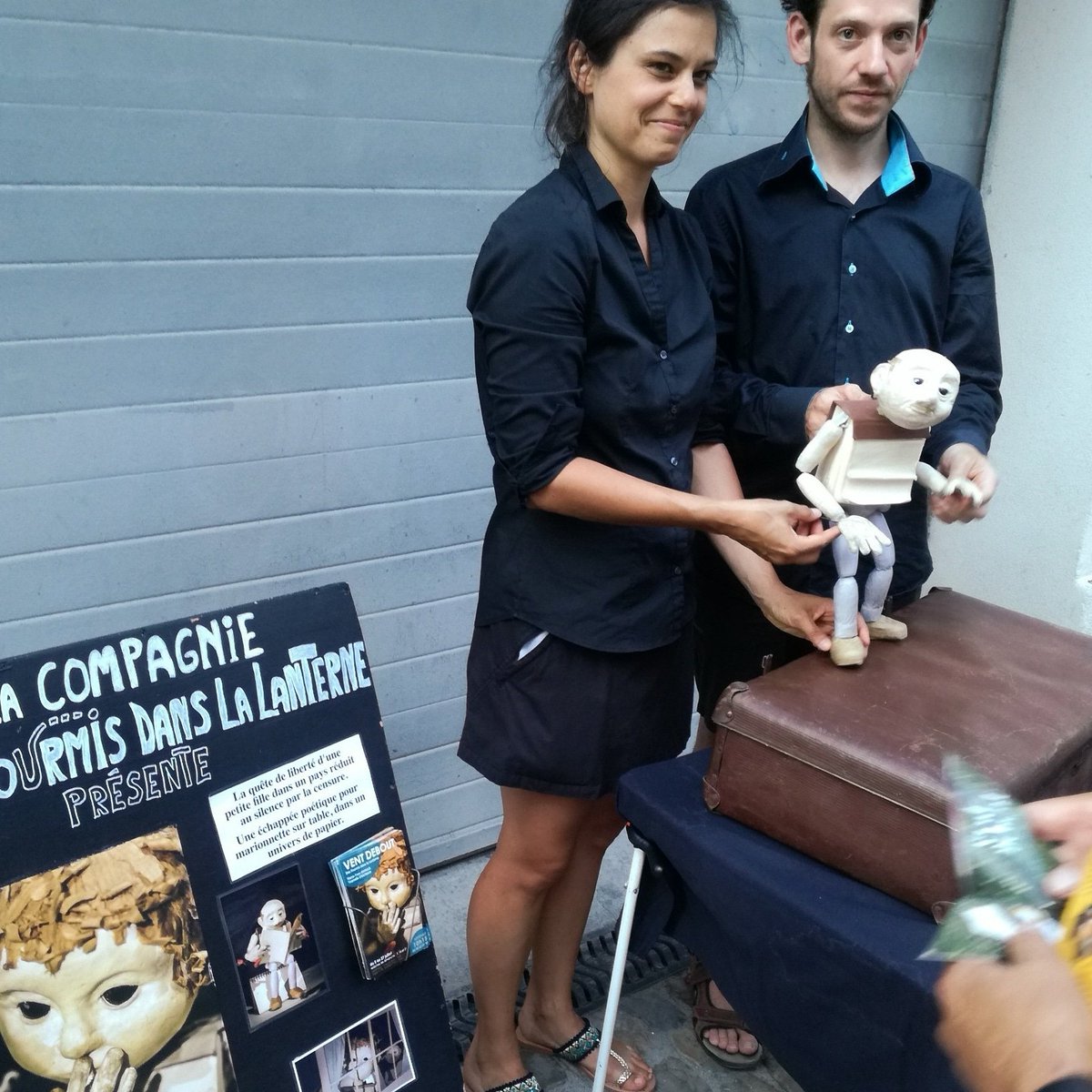 Mad07PowerW's tweet photo. pupee et moi, on a regarde beaucoup!!!
人形と目が合ってしまった！！！
#avignon
#festivalavignon
#france🇫🇷
#festivaldavignon2019
#pupee https://t.co/r6pPlYXzuB