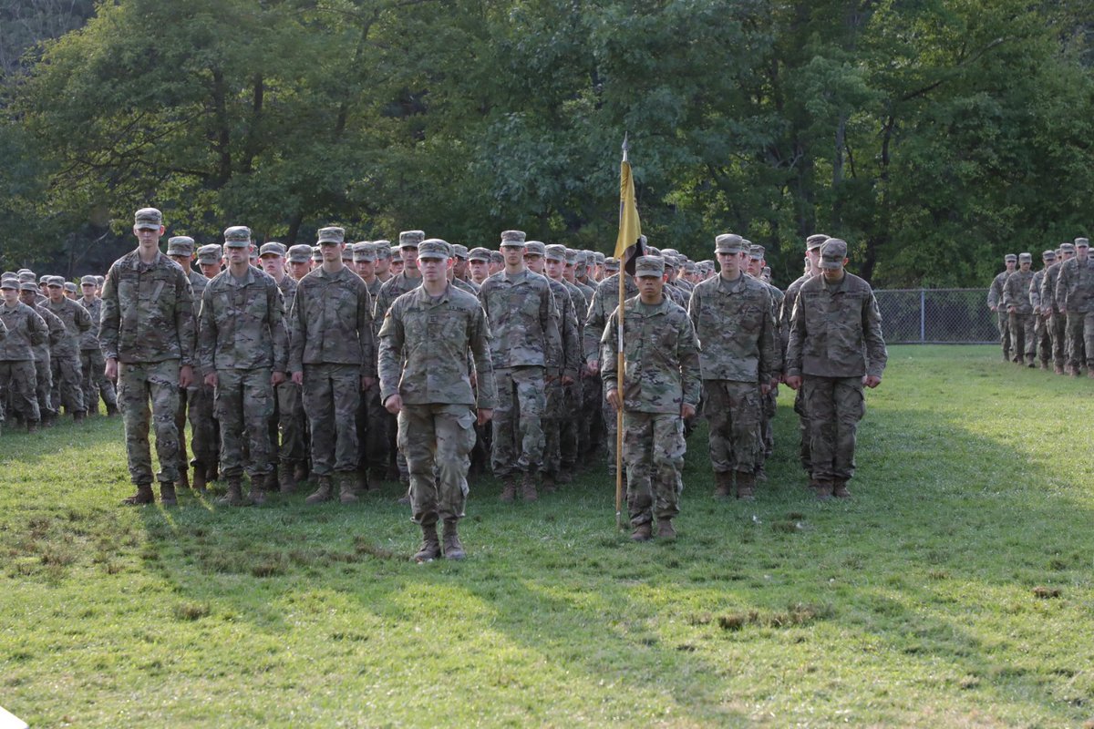 WestPoint_USMA's tweet image. Congratulations to India Co. who will lead #MarchBack as Best company for Cadet Basic Training. Tune in tomorrow morning on Facebook Live @WestpointUSMA around 10:45 a.m. as #USMA2023 completes the final leg of a 12-mile road march signifying the successful completion of CBT.