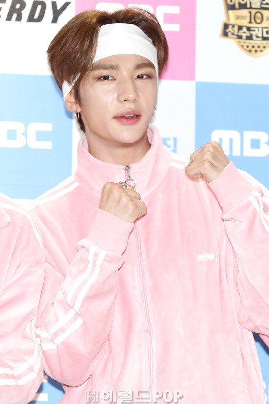 HYUNJIN THAILAND tweet media