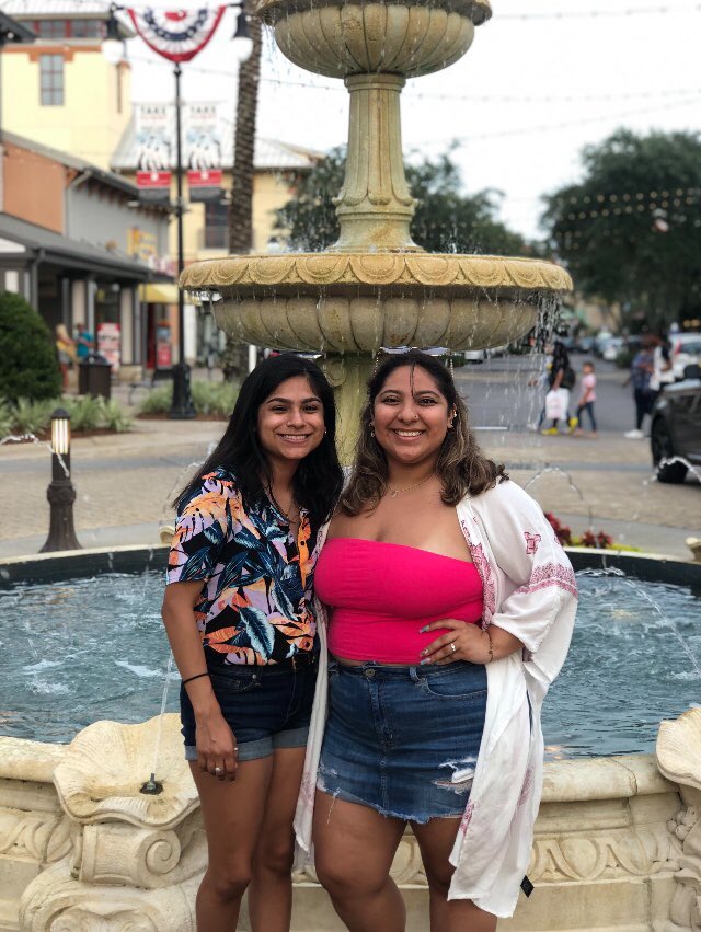 _MireyaGonzalez's tweet photo. florida did us good ☀️🌊🏖🌈#firstvacationtogether https://t.co/NvWj2fg8yP