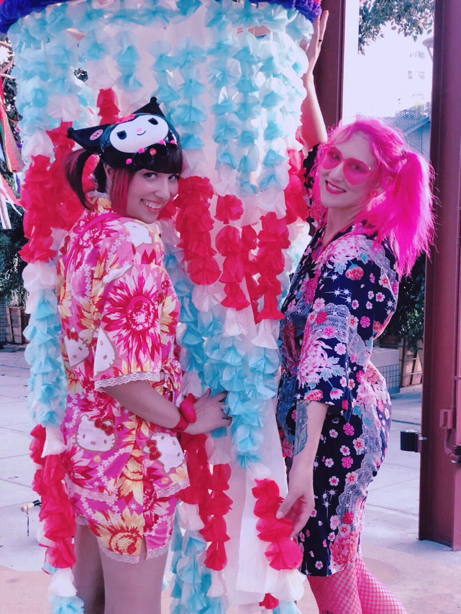 CaliCrisis's tweet photo. Cali Crisis loves @TanabataLA!💖💖
For the first time at a Cali Crisis show @PLASM1C played her ukulele while @KawaiiStephanie sung #RougenoDengon from #KikisDeliveryService! Thank you to everyone that came out to the show! 
#tanabata #tanabatala #littletokyo #niseiweek #kazari https://t.co/7zy2fd5VgC