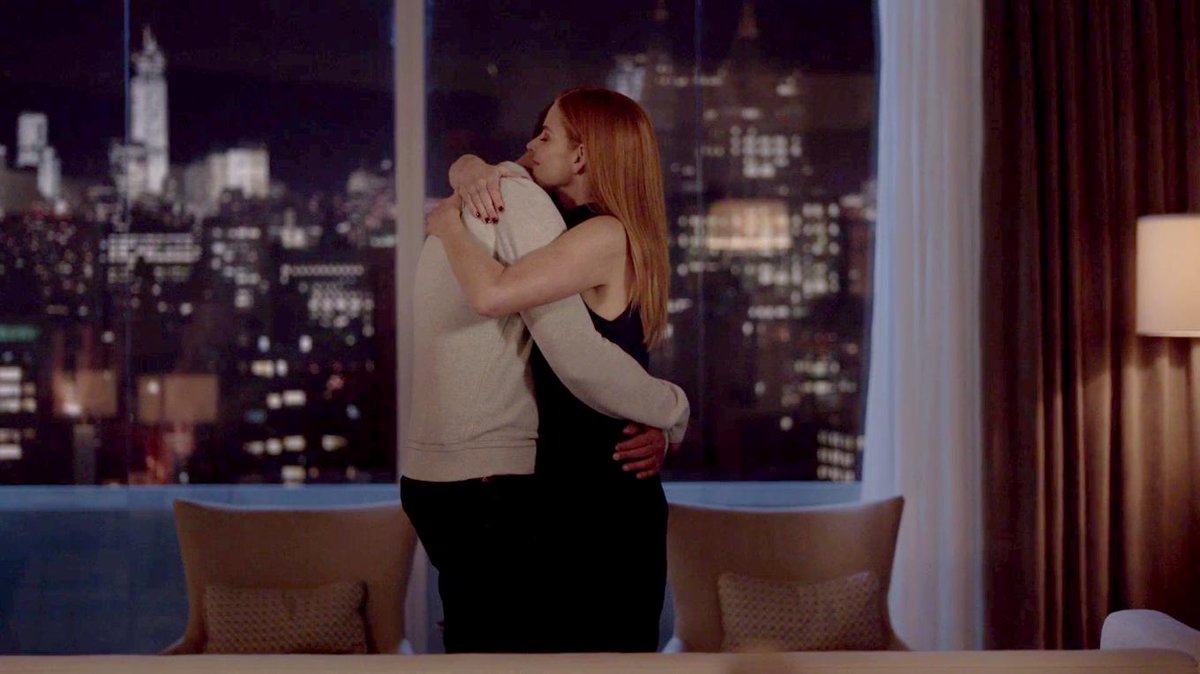 raffertymacht's tweet photo. — 9x04 • Cairo;

"Donna, you know we're gonna be together forever, right?"
(...)
"so, we're engaged now?"
*Harvey stumbles*
"Look who's stumbling now"
"No, I just never considered marriage being part of-"
"Part of what? Being together forever?" https://t.co/q0RpmTpQvB