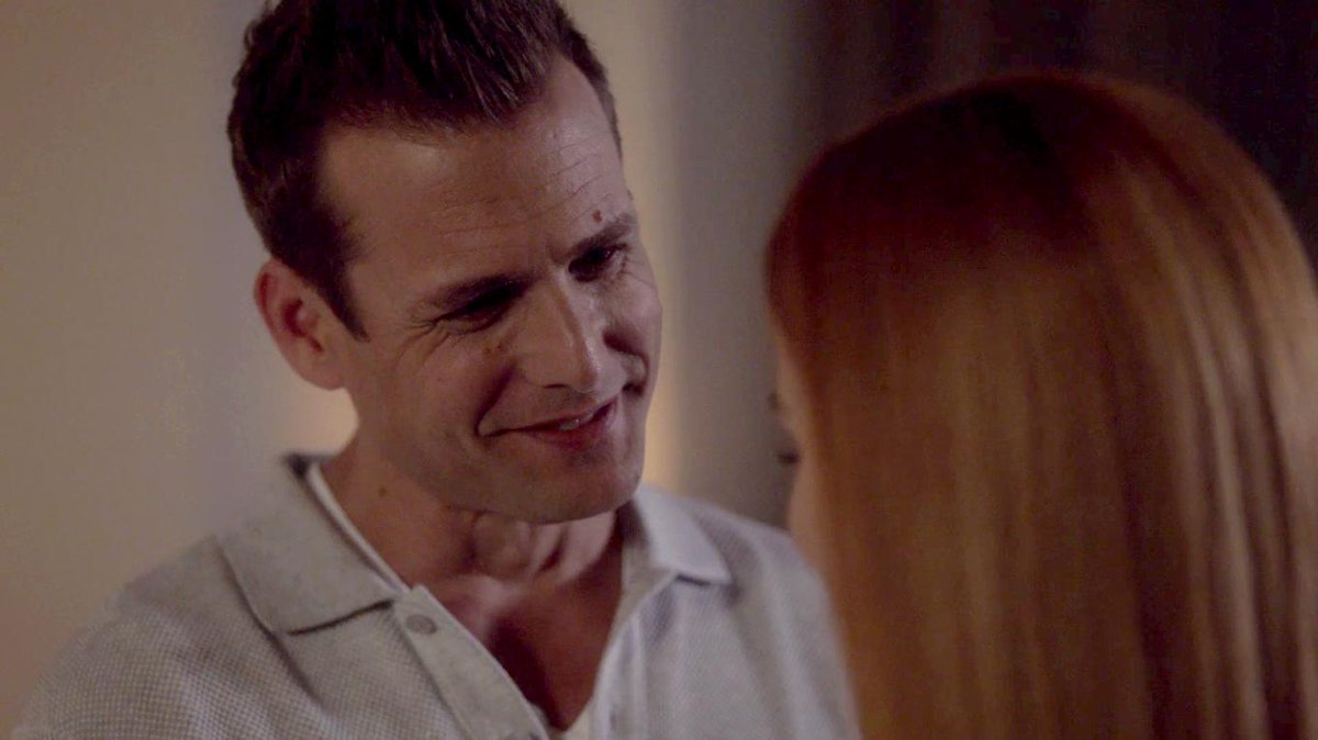 raffertymacht's tweet photo. — 9x04 • Cairo;

"Donna, you know we're gonna be together forever, right?"
(...)
"so, we're engaged now?"
*Harvey stumbles*
"Look who's stumbling now"
"No, I just never considered marriage being part of-"
"Part of what? Being together forever?" https://t.co/q0RpmTpQvB