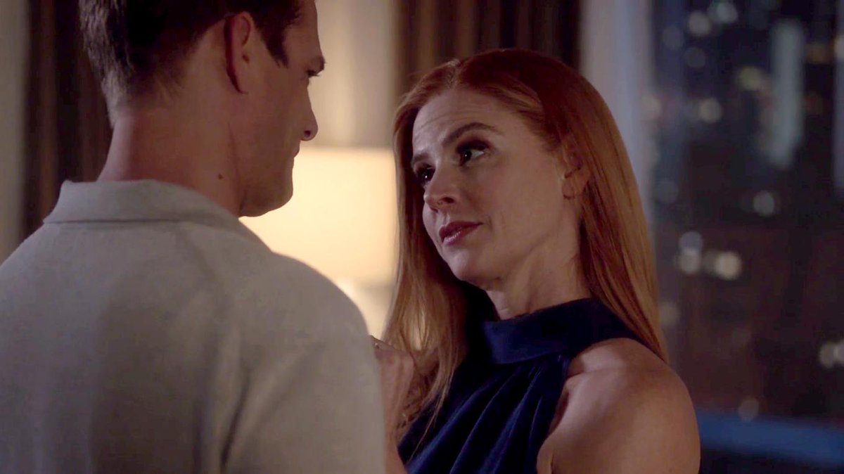 raffertymacht's tweet photo. — 9x04 • Cairo;

"Donna, you know we're gonna be together forever, right?"
(...)
"so, we're engaged now?"
*Harvey stumbles*
"Look who's stumbling now"
"No, I just never considered marriage being part of-"
"Part of what? Being together forever?" https://t.co/q0RpmTpQvB