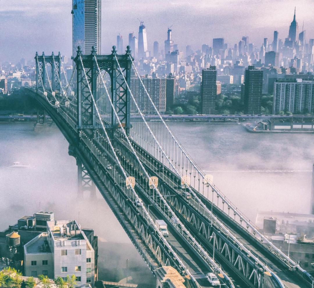 TheWhiteGallery's tweet photo. One of the great pleasures of owning a gallery is introducing young, energetic and creative artists like Nadia Block. We look forward to you seeing her work in "A Summer State of Mind" 
"Manhattan Bridge", 36x36 
#manhattanbridge #nadiablock #nycphotography #thewhitegalleryart https://t.co/Gb34ZszDdh