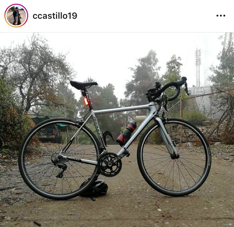 elwerne's tweet photo. Muchach@s: Carlos Castillo es el 1er chileno en competir en carrera de ultra ciclismo París-Brest-París (1.200 kms en -84h). Debe viajar madrugada del lunes pero ROBARON su bicicleta Ridley Helium X de su casa en La Reina. Datos x acá o Instagram @ccastillo19 Gracias x difundir! https://t.co/tw84Q9EtTA