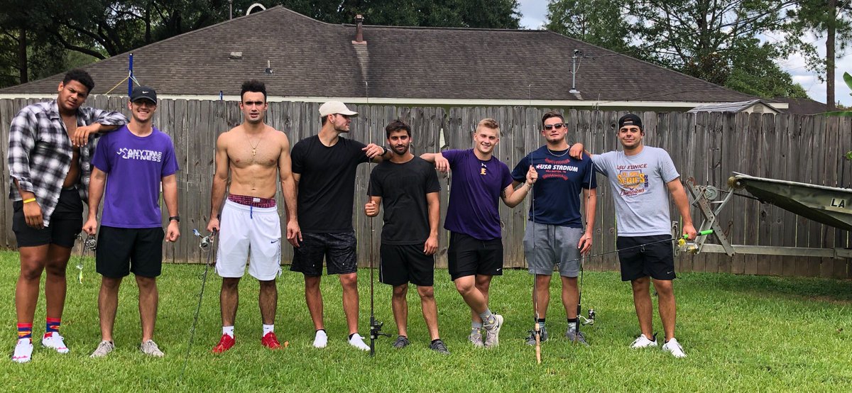 jenisekirk's tweet photo. Lifelong Friendships #lsuebaseball ππππ https://t.co/Rm4zzNFKey