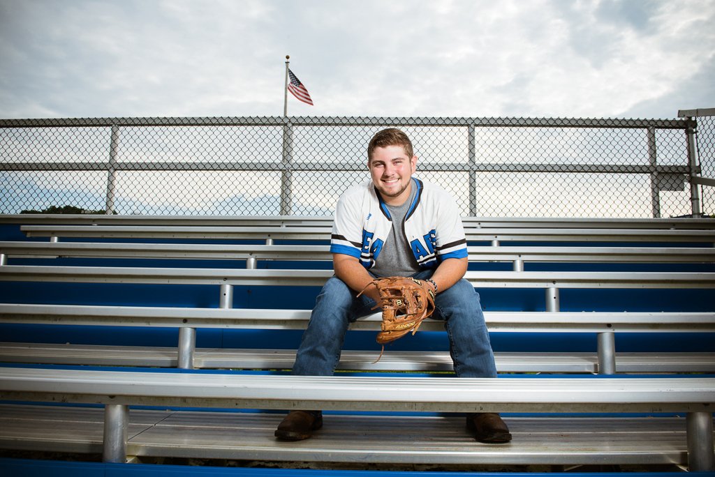 LKPic's tweet photo. To the first Senior Sunday for the graduating class of 2020!! woot woot!! 

#lauriekeenphotography #lauriekeenseniors https://t.co/ywVbjdCG2z