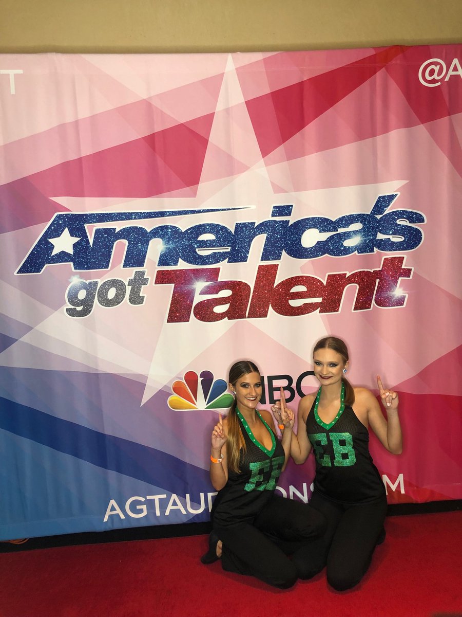 turner14051966's tweet photo. Watch Tuesday and vote after.... Emerald belles! #GoBucks https://t.co/r7sOjWyJmJ