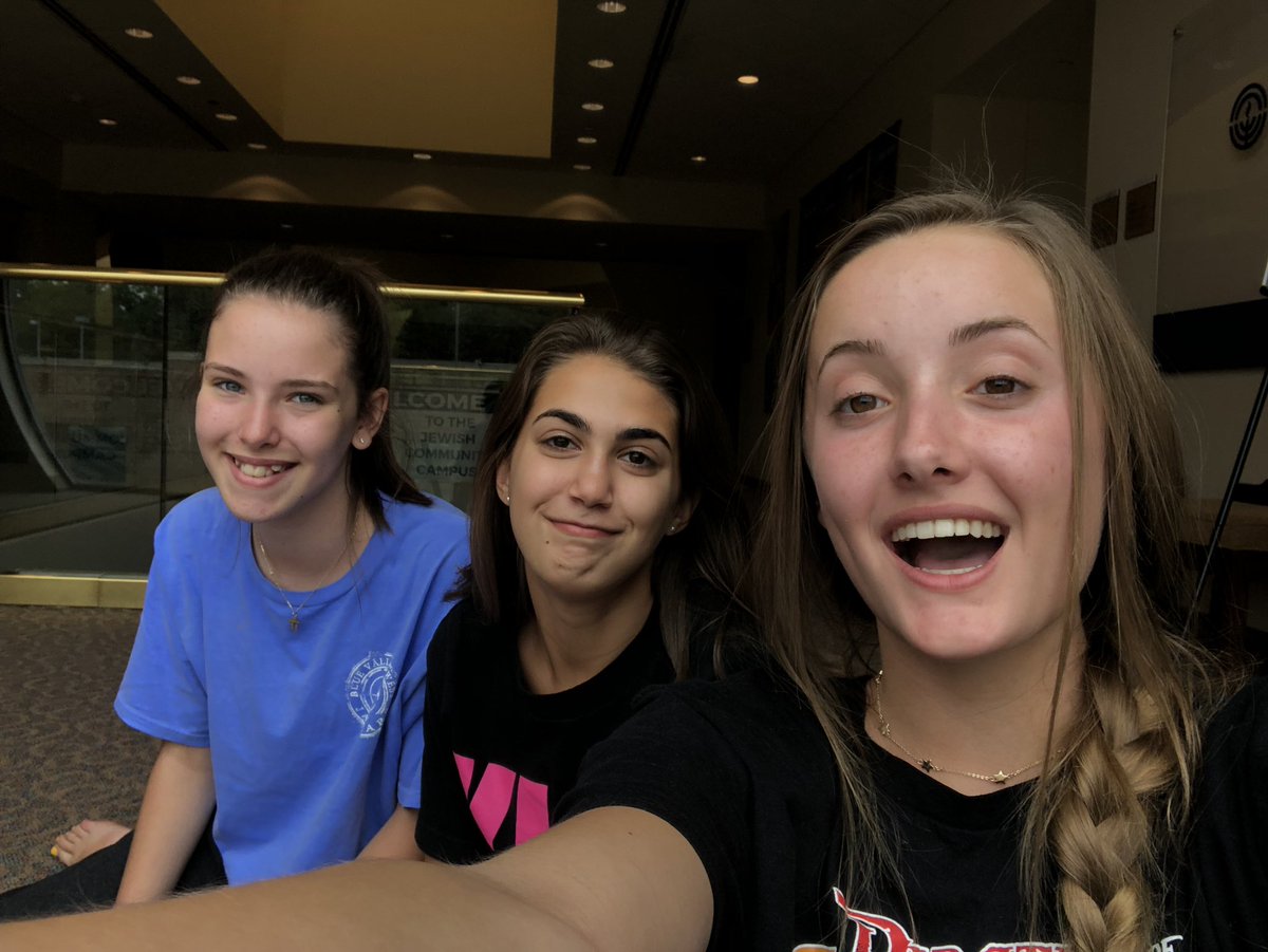 sophie novorr tweet media