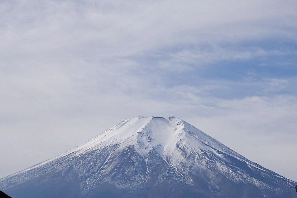 ebtenorio's tweet photo. Never thought I would be seeing Mt. Fuji clearly last year! And got to its 5th Station too! #MountainDay https://t.co/EFqtKDoinU