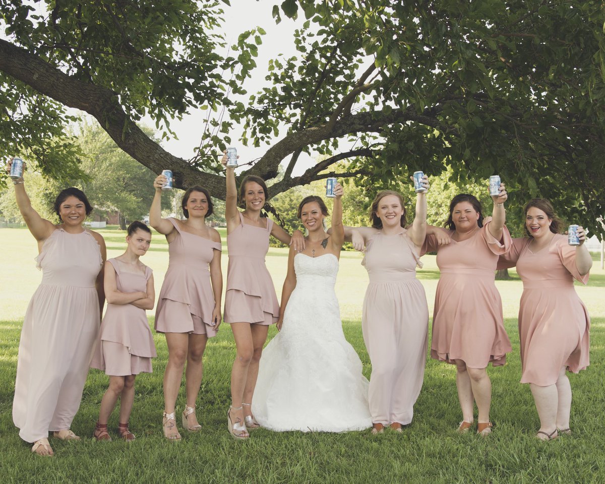 DanikaLiveoak's tweet photo. @BuschBeer didn’t sponsor our wedding but we still had it there. How about a honeymoon? #BuschWedding https://t.co/Bx6fBAg8Ml