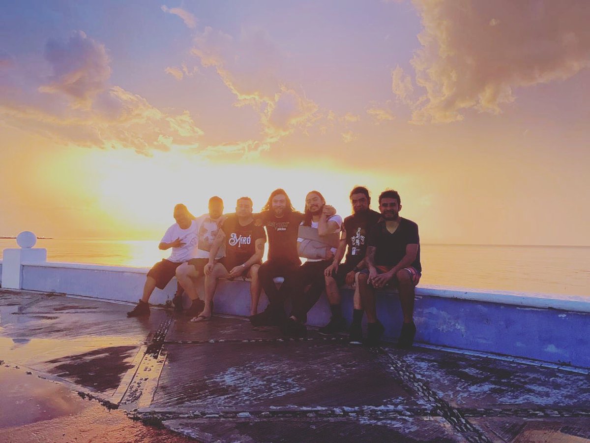 Así termina nuestra aventura por el sureste!! Llenos de bendiciones !!! #campechemexico #coordenadastour #coordenadas #familiamiró #maremotoheredia #lamejorbandadelmundo gracias a <a href="/McCarthys_Offic/">McCarthy's Irish Pub</a> por habernos recibido con tanto cariño y ser excelentes anfitriones!!!