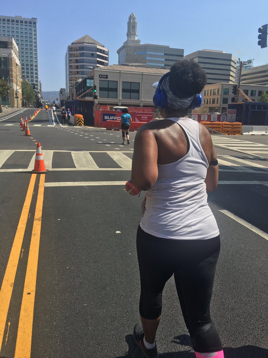 ckittiesprint's tweet photo. Oakland is always amazing, but it just wasn’t the same without my #RunnerBae! It felt plain weird being in your hometown without you @_RunITDanO! Miss you bunches! 💕 #OaktownHalf #TheTOWN https://t.co/b30T1i2Sce