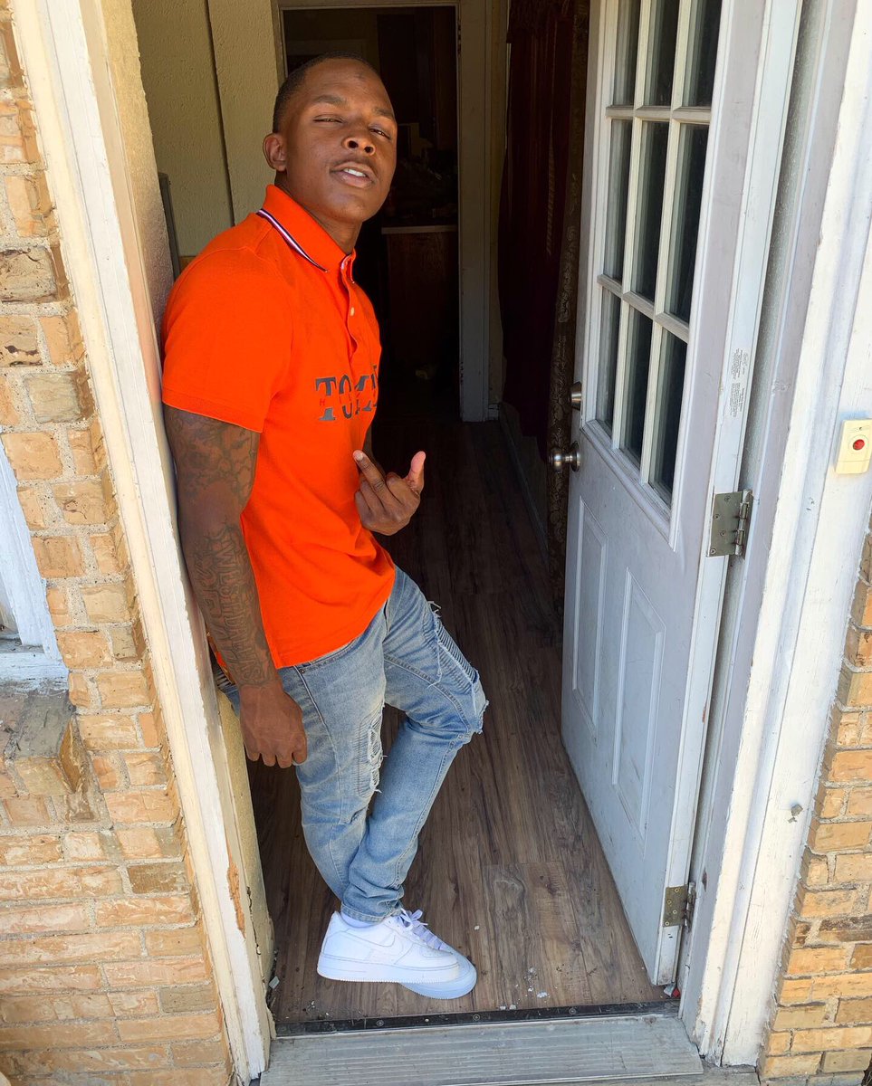 SmithDacorey's tweet photo. OverTime🧡🏚‼️#TRAPPP https://t.co/pnnsIqA80Y