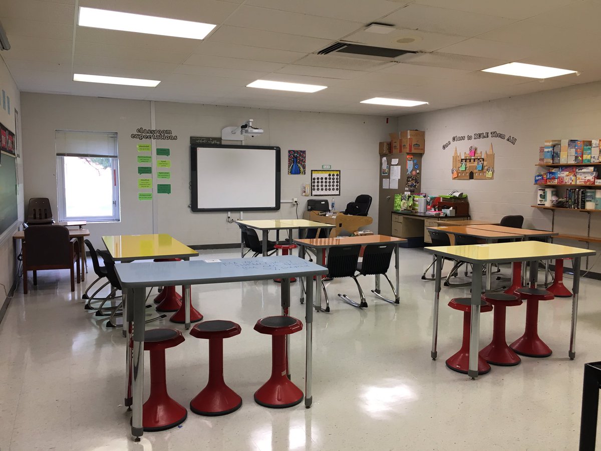 devpohlman's tweet photo. Ready for the newest crop of mustangs!  #WeareHMS #newschoolyear #8thgrademath #7thgradesocialstudies https://t.co/b02ek1kWIA