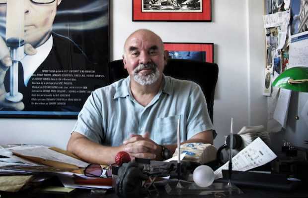 Happy 72nd birthday to Stuart Gordon, director of RE-ANIMATOR, FROM BEYOND, DAGON, FORTRESS, DOLLS, and more! 