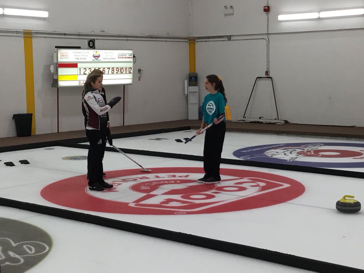 Alberta_Rocks's tweet photo. Team Laura Walker came to pay us a visit this afternoon. It was great to see former campers and instructors Nadine Scotland and Taylor McDonald. Thanks @crockerwalker @katecameron02 @taylormcd93 @nadinechyz . The campers loved you! https://t.co/Uk5t66VBWY