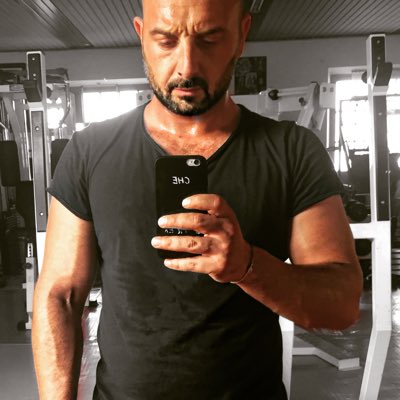 Andrea_Butte's tweet photo. #NuovaFotoProfilo https://t.co/0v43qloLDK