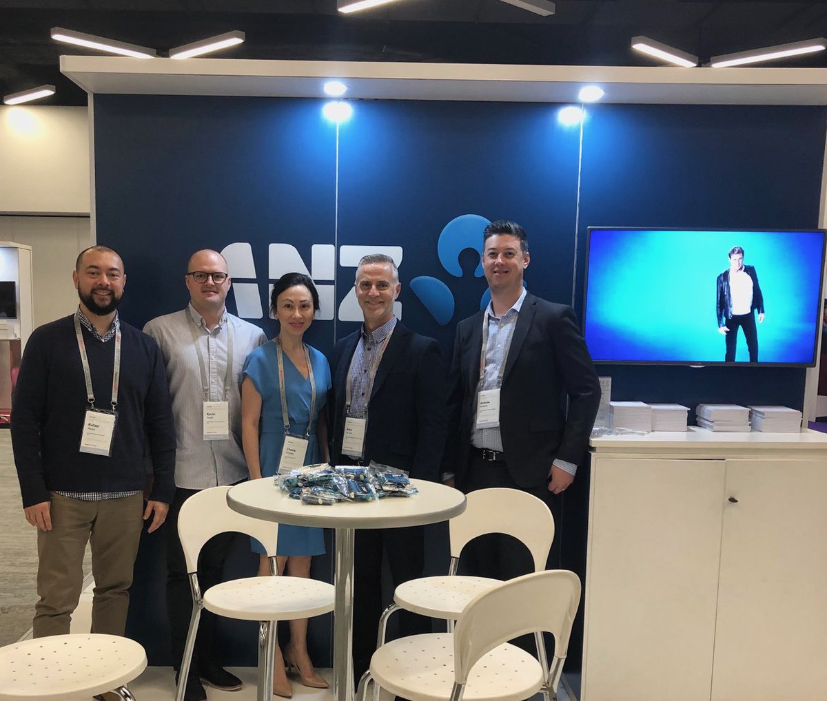 88RFS's tweet image. Bring on Day 2 of the @Aussie #imagine Conference!

Looking forward to The Power Panel session with @ANZ_AU CEO, @ElliottShayne.

#retailbroker #offersogood