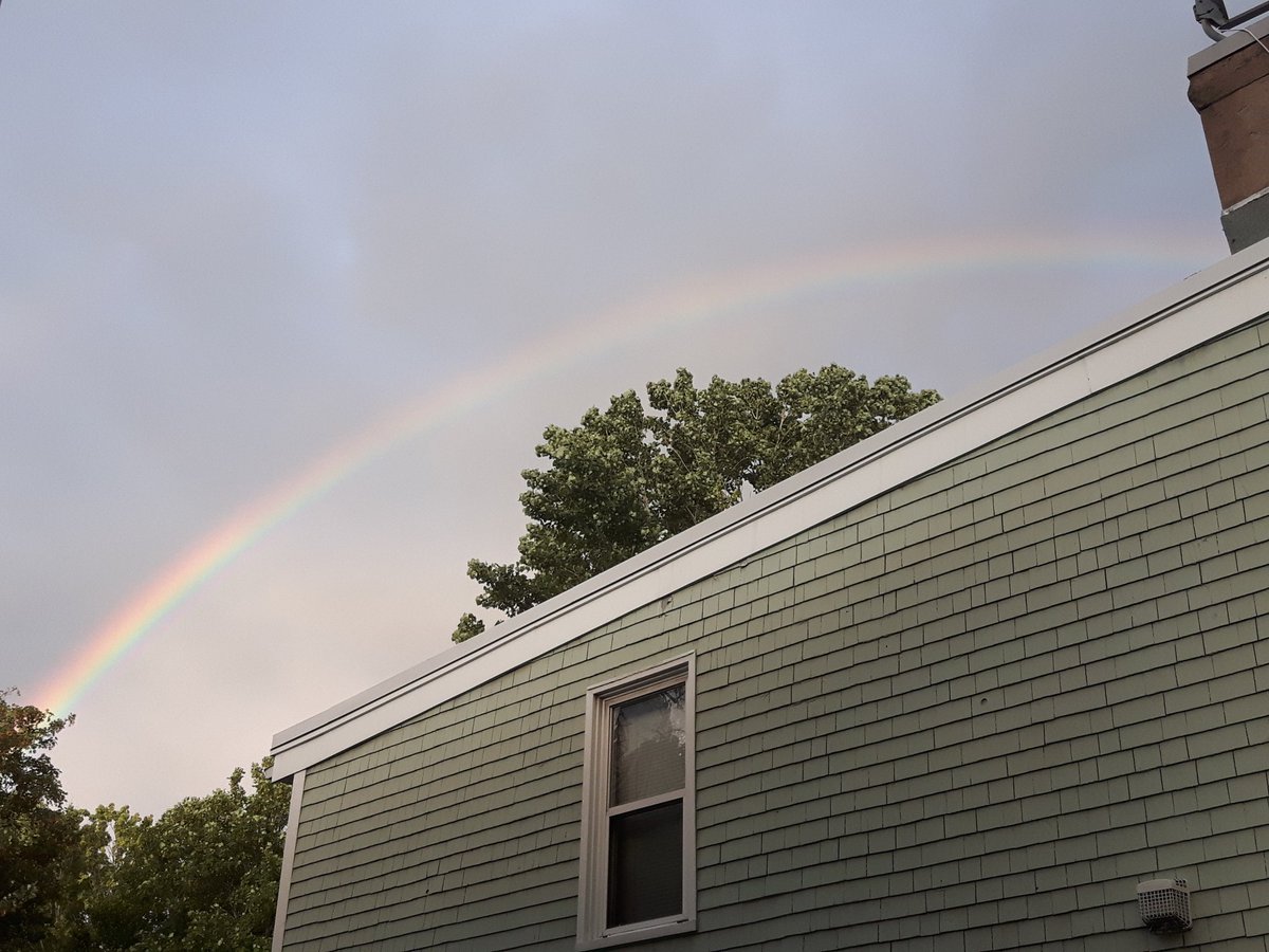 Jer_Godfrey's tweet photo. What a beautiful rainbow. #rainbowplease #Halifax #sunday @ryansnoddon @MurphTWN @KalinMitchelCTV https://t.co/pbBXugBh07