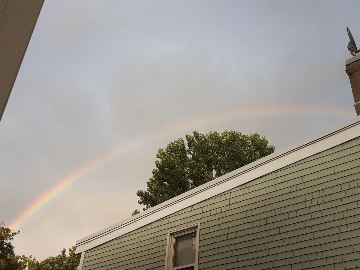 Jer_Godfrey's tweet photo. What a beautiful rainbow. #rainbowplease #Halifax #sunday @ryansnoddon @MurphTWN @KalinMitchelCTV https://t.co/pbBXugBh07