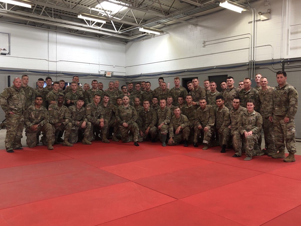 148_warrior's tweet photo. Today, @FastEddyMma helped instruct Soldiers of A CO 1-148 IN on combatives. #WellDoIt https://t.co/Mn9Oj2Ct1h
