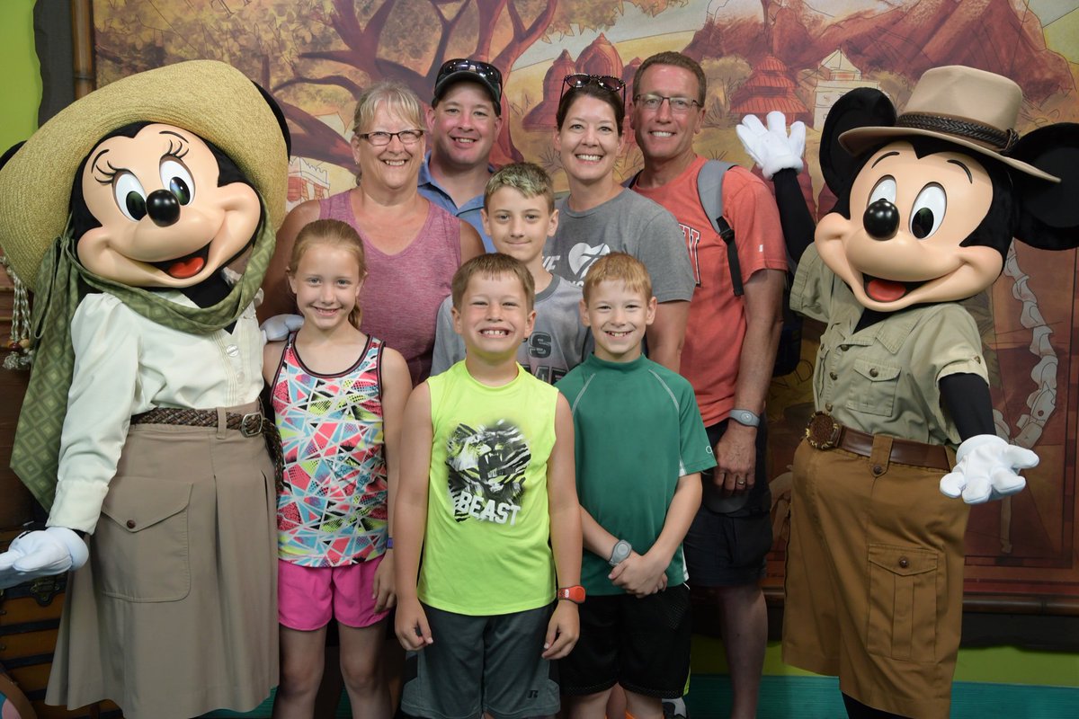 KellyKnoxrocks's tweet photo. #ParksideABCchallenge
#MisforMickeyandMinnie https://t.co/2SQGw7wZHT
