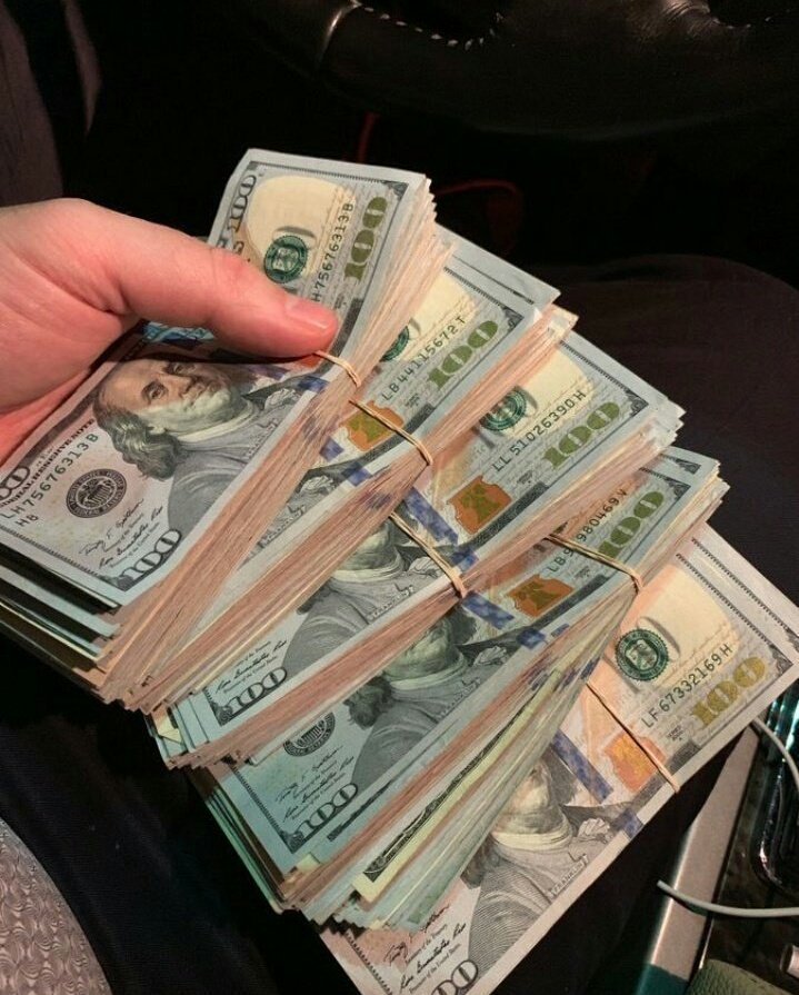 Michael25335522's tweet photo. Drop your PayPal or Cash App below now let me bless you rn. $6000 each for the first 10 babies to retweet and like my tweets . Dm me
#sugarbabywanted #sugardaddy #sugardaddyneeded #SugarMama #SugarBabieswanted #SugarDaddySerious
 #sugarbabylife https://t.co/Lax3pvQ7MN