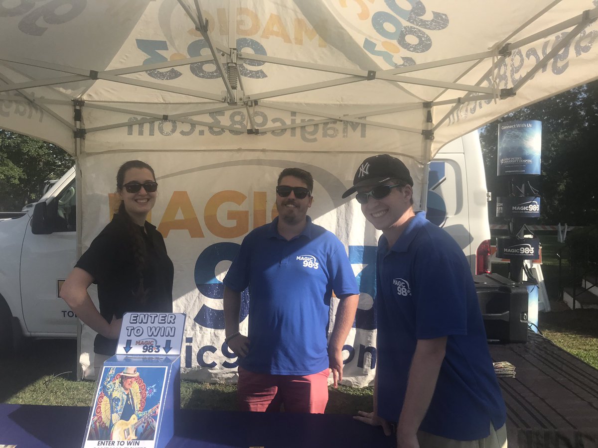 annpryorbloch's tweet photo. Magic 98.3 crew at Duke Island Park Food Truck Festive! #magic98.3 https://t.co/kDh0XpZ9Ol